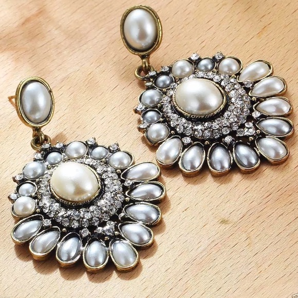 Jewelry - Elegant Crystal Rhinestone Fashion